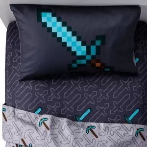 Minecraft sheet set and throw blanket bundle